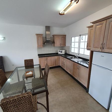 Apartamentos Graciosamar Caleta de Sebo Exteriör bild