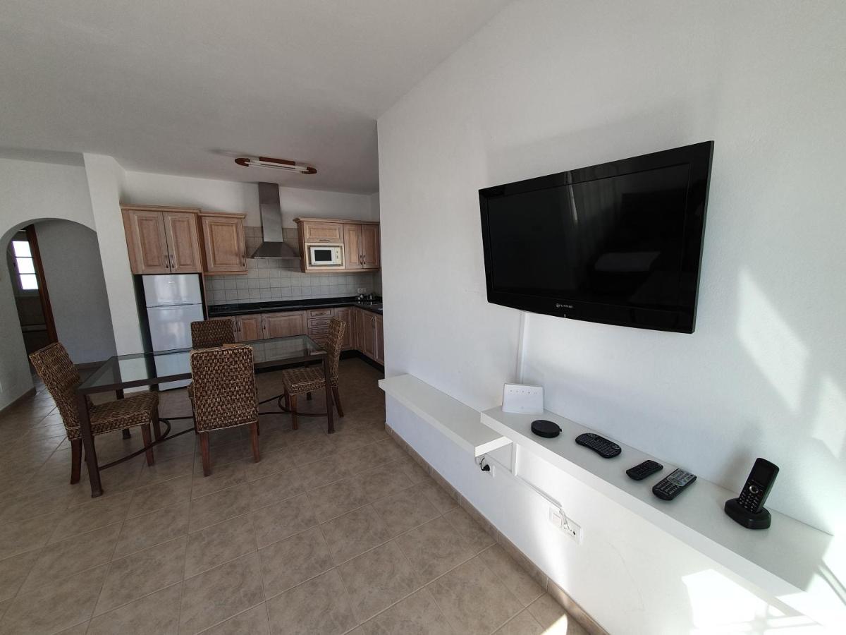 Apartamentos Graciosamar Caleta de Sebo Exteriör bild
