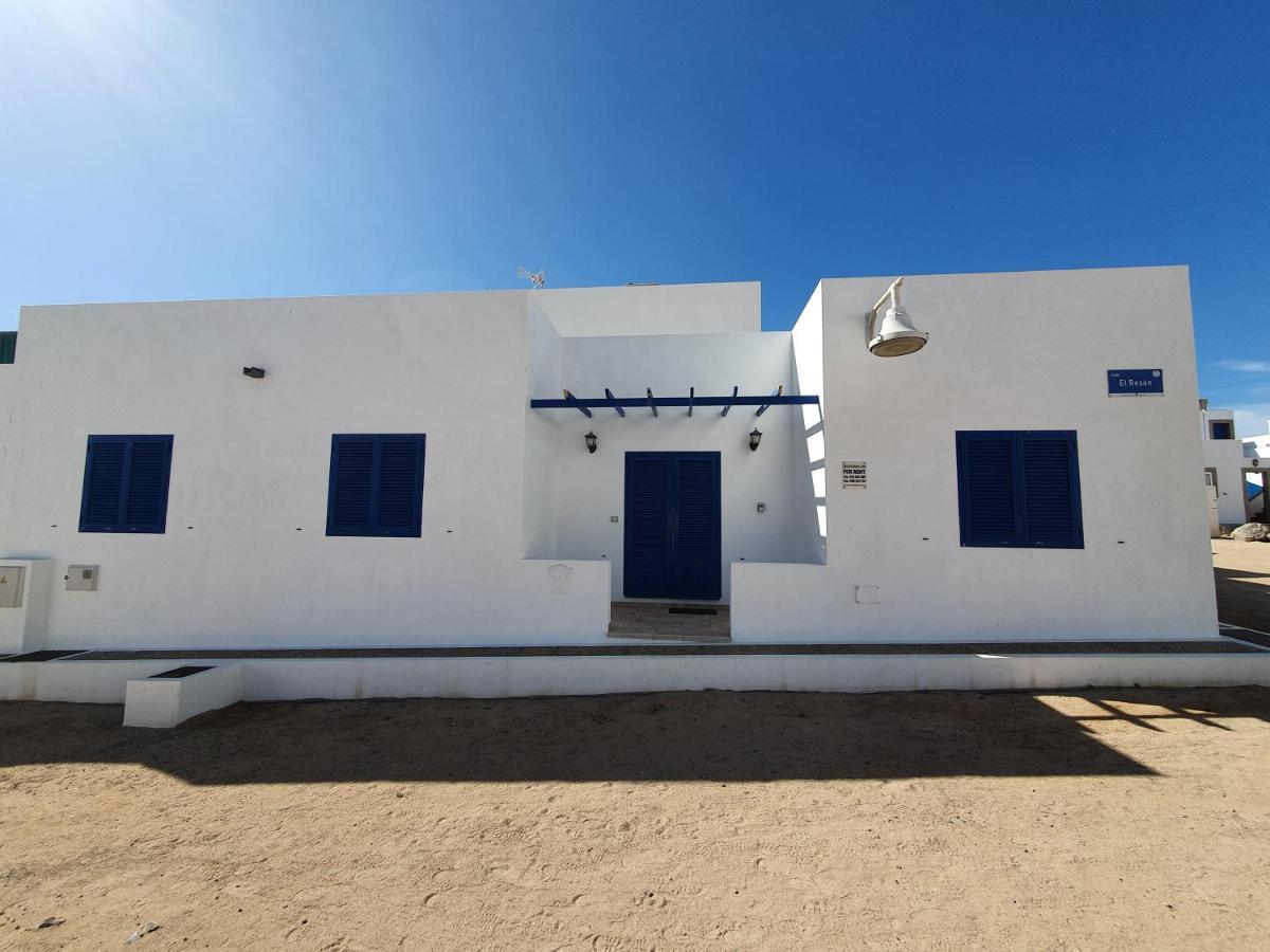 Apartamentos Graciosamar Caleta de Sebo Exteriör bild
