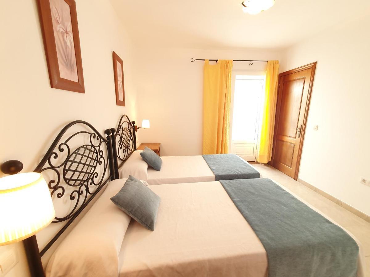 Apartamentos Graciosamar Caleta de Sebo Exteriör bild