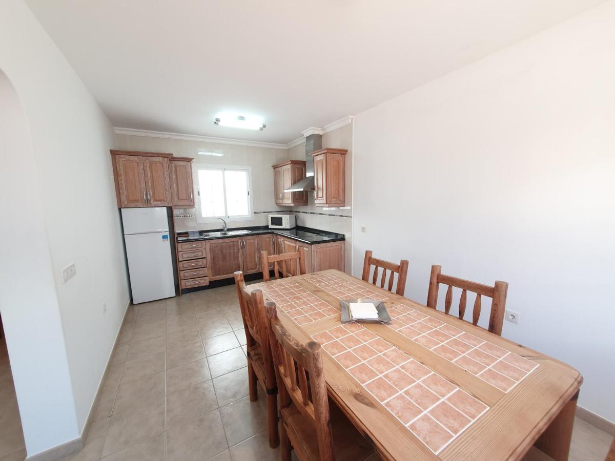 Apartamentos Graciosamar Caleta de Sebo Exteriör bild