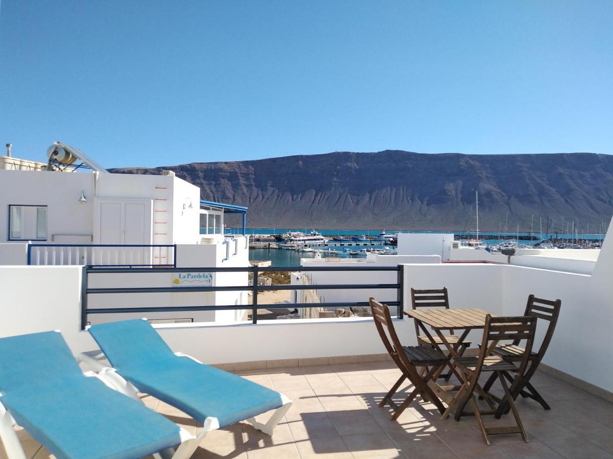 Apartamentos Graciosamar Caleta de Sebo Exteriör bild