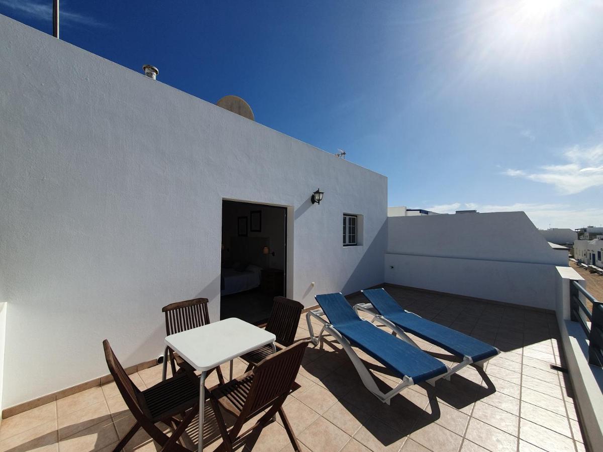 Apartamentos Graciosamar Caleta de Sebo Exteriör bild